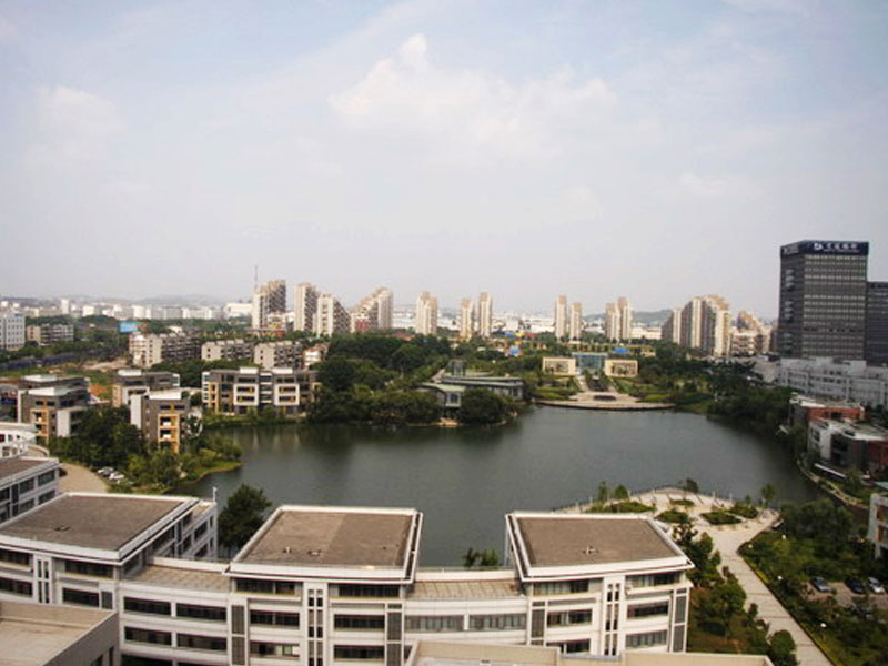 光谷軟件園環(huán)湖而建